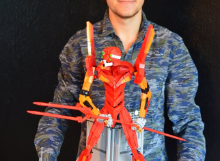 View this impressive anime MOC and meet his designer