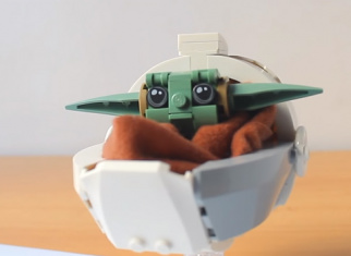 View and build this extremely cute LEGO® Baby Yoda