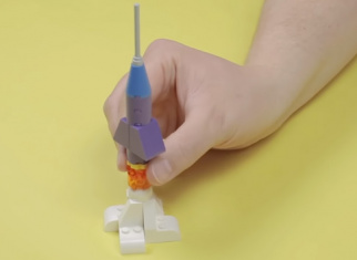 Build your own LEGO® rocket