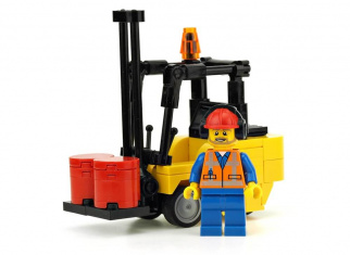 Build a mini LEGO® Forklift Loader (free building instructions)