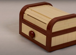 Build this ingenious LEGO® Tambour box (free instructions)