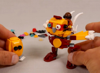 Build the LEGO® Wild Lion into a cool Mecha Chicken alternate! (free building instructions)