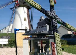 Monumental mill uses LEGO® to make age-old techniques accessible and tangible