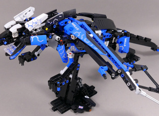 Build this cool blue LEGO® Technic dragon now (free instructions)!