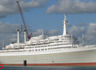 Relive a piece of history with the LEGO® SS Rotterdam