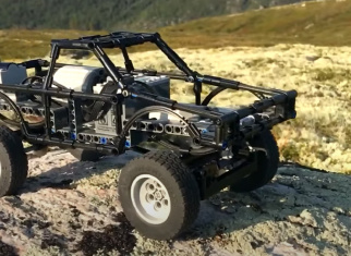 Build and drive this cool LEGO® Technic Pickup truck now!