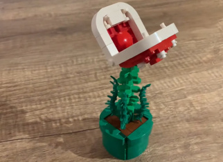 How to build a LEGO® Super Mario Piranha Plant
