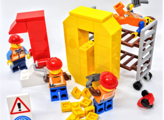 Build a 10 of LEGO® and/or DUPLO® and celebrate 10 years of ToyPro