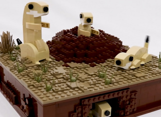 Build this moving LEGO® prairie dog display