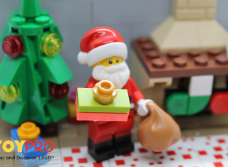 A visit from Santa MOC