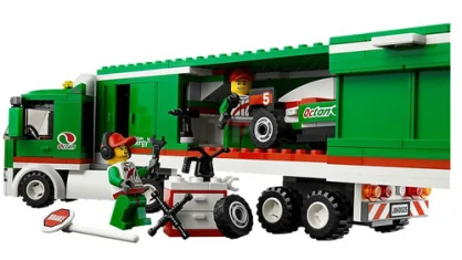 LEGO Grand Prix Truck