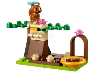 LEGO Squirrel's Tree House