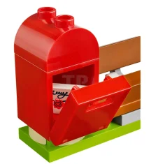 LEGO Emma’s Tourist Kiosk
