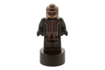 LEGO Hawkeye Statuette