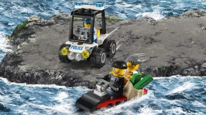 LEGO Prison Island Starter Set