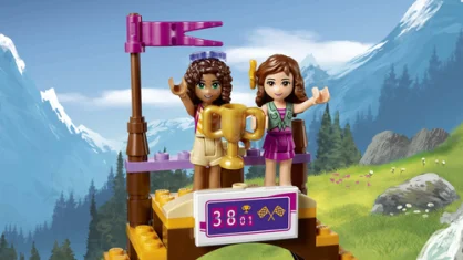 LEGO Adventure Camp Rafting