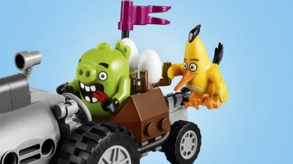 LEGO Piggy Car Escape