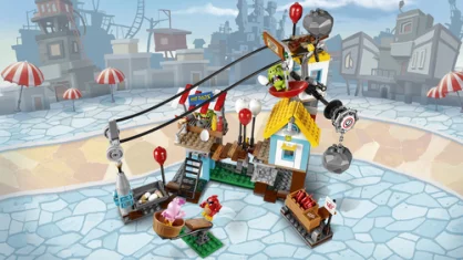 LEGO Pig City Teardown