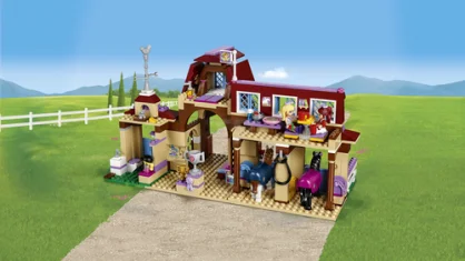 LEGO Heartlake Riding Club