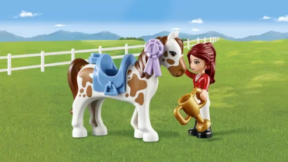 LEGO Heartlake Riding Club