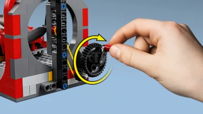 LEGO Ferrari FXX K & Development Center