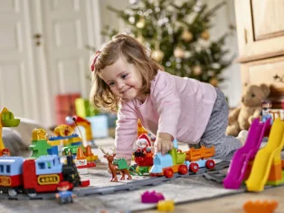 LEGO Santa's Winter Holiday