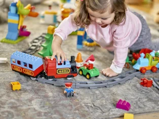 LEGO Santa's Winter Holiday