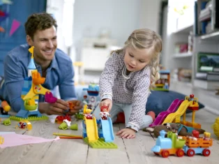 LEGO Fun Family Fair