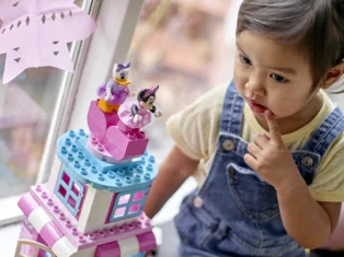 LEGO Minnie Mouse Bow-tique