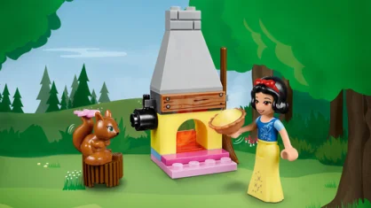 LEGO Snow White's Forest Cottage