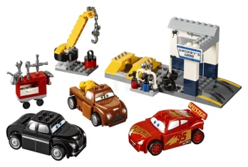 LEGO Smokey's Garage