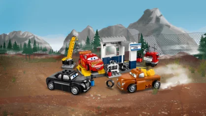 LEGO Smokey's Garage
