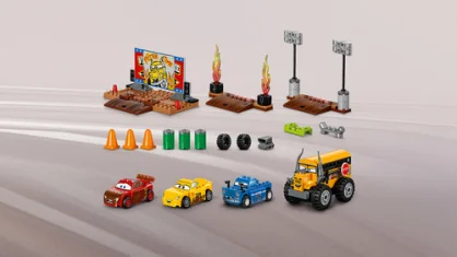 LEGO Thunder Hollow Crazy 8 Race