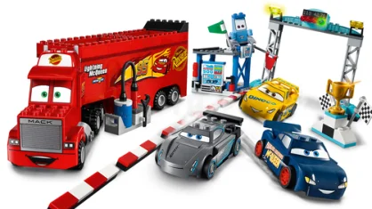 LEGO Florida 500 Final Race