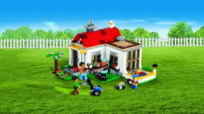 LEGO Modular Family Villa