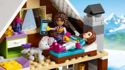 LEGO Snow Resort Chalet