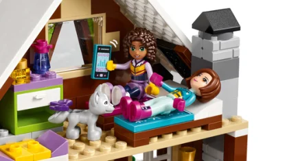 LEGO Snow Resort Chalet