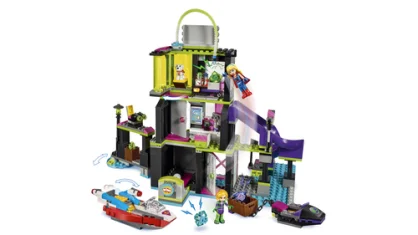LEGO Lena Luthor™ Kryptomite™ Factory