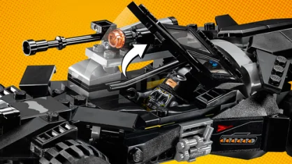 LEGO Flying Fox: Batmobile Airlift Attack