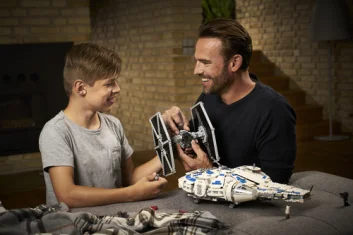 LEGO Kessel Run Millennium Falcon