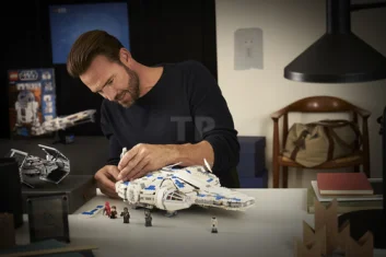 LEGO Kessel Run Millennium Falcon