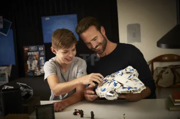 LEGO Kessel Run Millennium Falcon