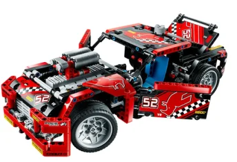 LEGO Race Truck