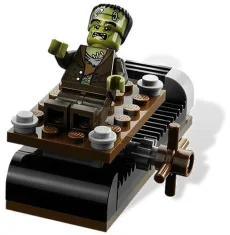 LEGO The Crazy Scientist & His Monster