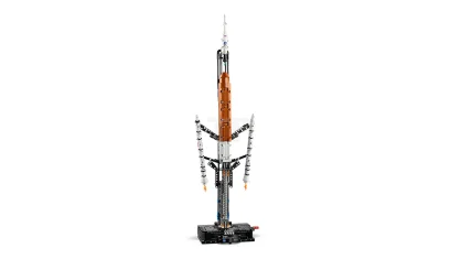 LEGO NASA Artemis SLS-Schwerlastrakete