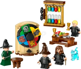 LEGO Hogwarts™ Castle: Sorting Hat™ Ceremony