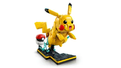 LEGO Pikachu en Pokéball
