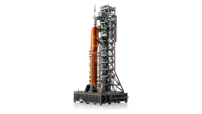 LEGO NASA Artemis Space Launch System