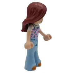 LEGO Friends Paisley - Hellrosa Tank-Top, hellblaue Hose, Glockenhose, orange Schuhe