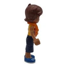 LEGO Friends Leo – leuchtend orangefarbenes, ärmelloses Shirt, dunkelblaue kurze Hose,…